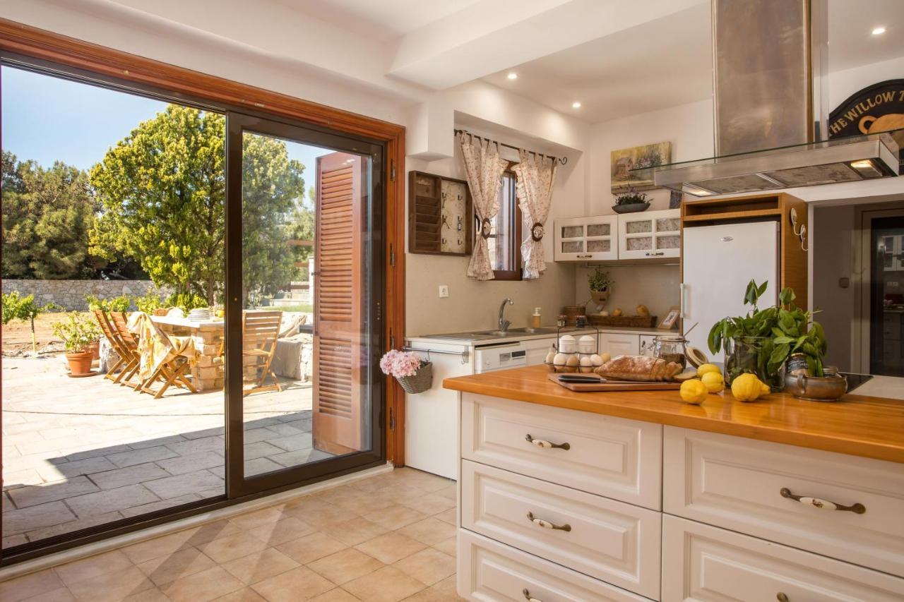 Emarmene Home With Private Pool Near Rhodes Town & Airport Koskinou  Ngoại thất bức ảnh